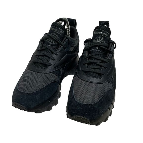 Reebok Cardi B Classic Leather V2 Women's Sneakers sz. 8.5 Black - Picture 3 of 10